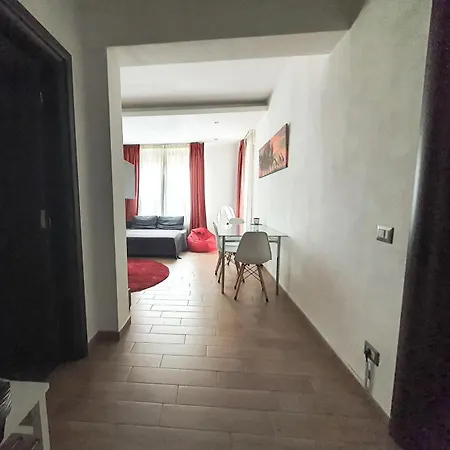 Zoom * Bükreş