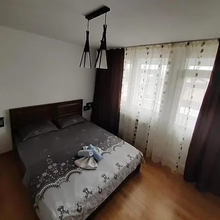 Apartment Zoom